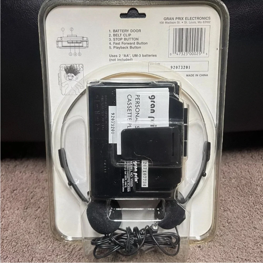 Vintage Trolls Cassette Player Gran Prix Collectible NEW - Picture 5 of 6